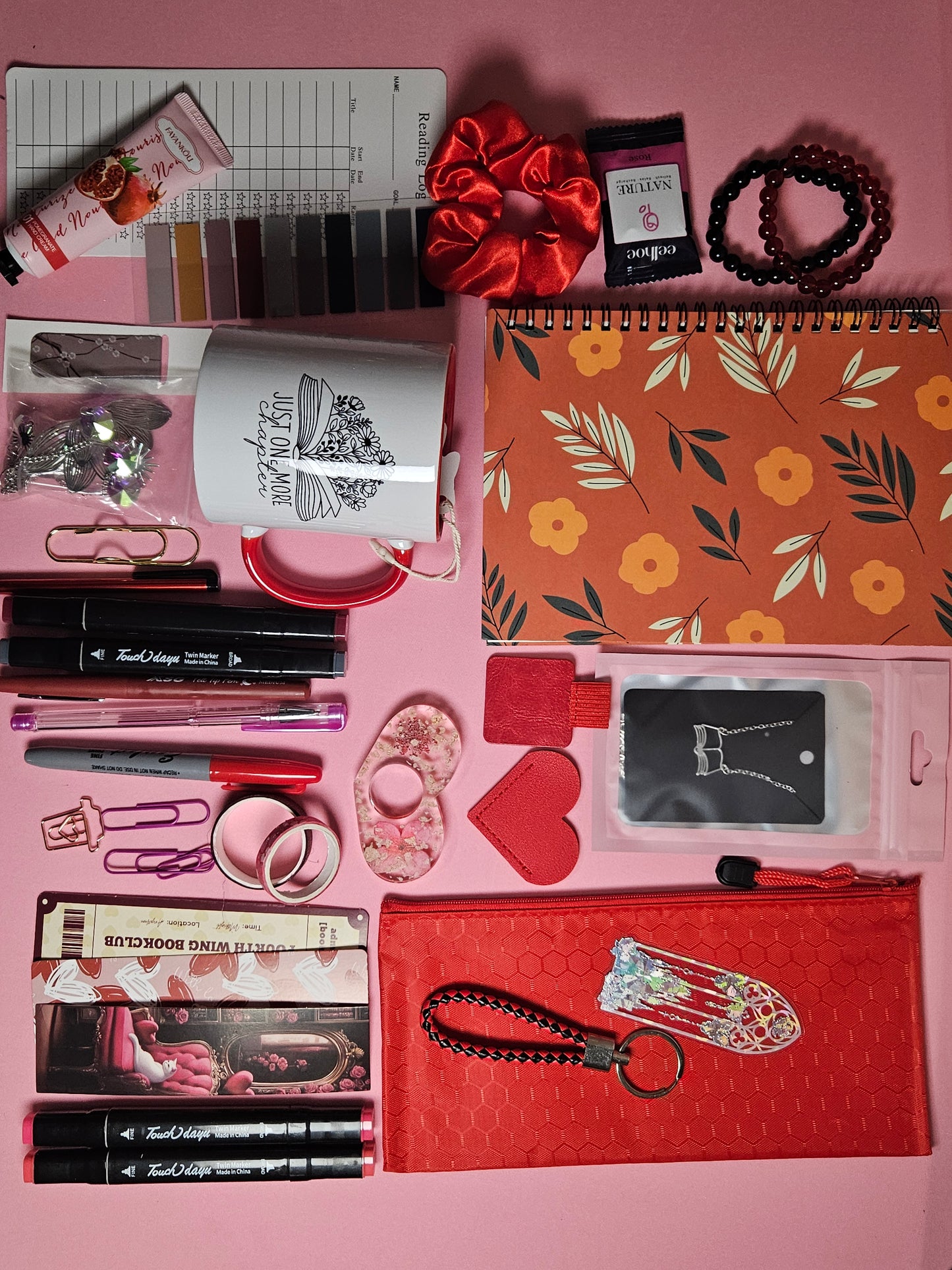 BOOKTOK BLIND BOX 25+ ITEMS W/ XL NOTEBOOK